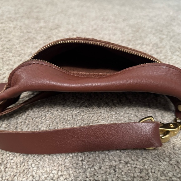 Crossbow Telluride Leather 3-Way Fringe Sidekick - Picture 3 of 4